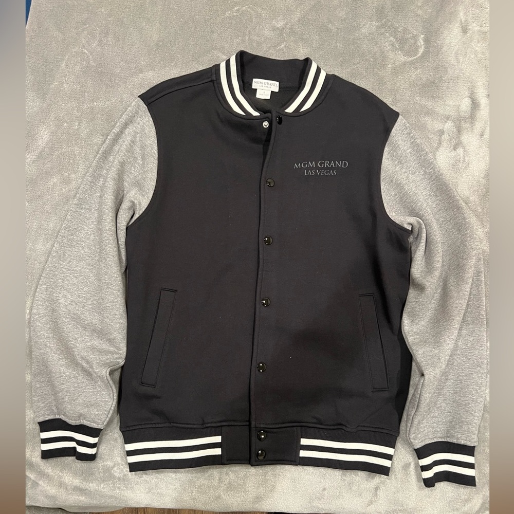 MGM Light Jacket - Picture 3 of 10